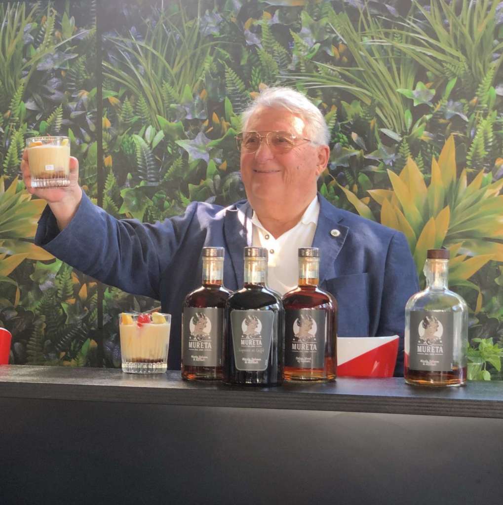 Distillato e Liquore al caffè, Mureta riparte con Peppino Manzi al cocktail bar Pepper di Riccione